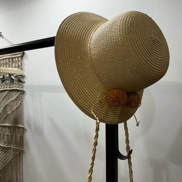 New Raffia Sunhat with Pompoms - Picture 2 of 3